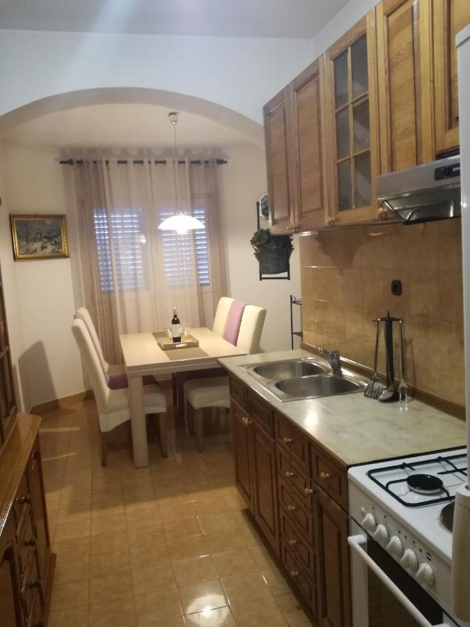 Hotel Dalmati House à Brodarica  Extérieur photo