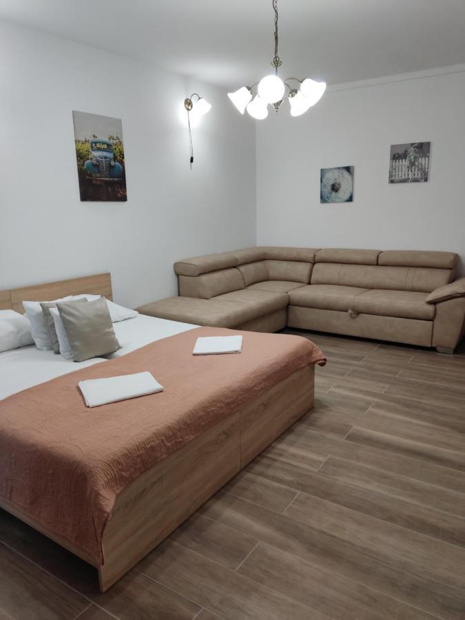 Hotel Dalmati House à Brodarica  Extérieur photo